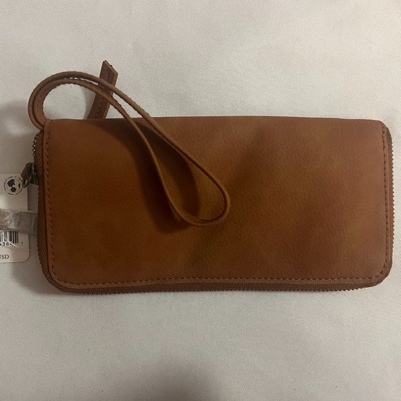 Free People Wallet Brown Distressed Vegan Wristlet Strap Zip Closer Clutch - Picture 2 of 4